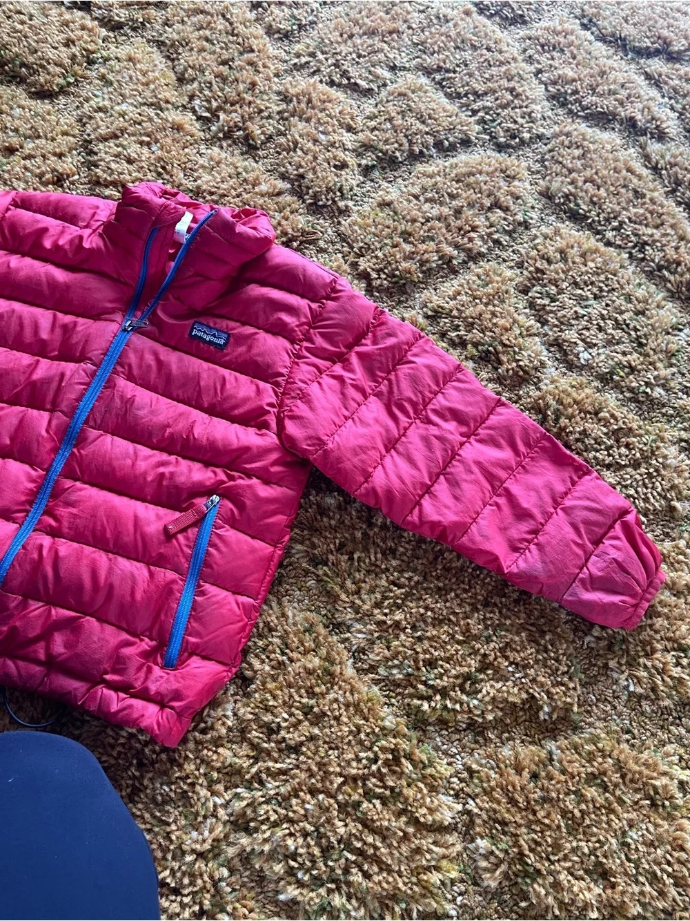 Patagonia Kids' red Puffer Jacket with Blue Trim boys size XS 5-6